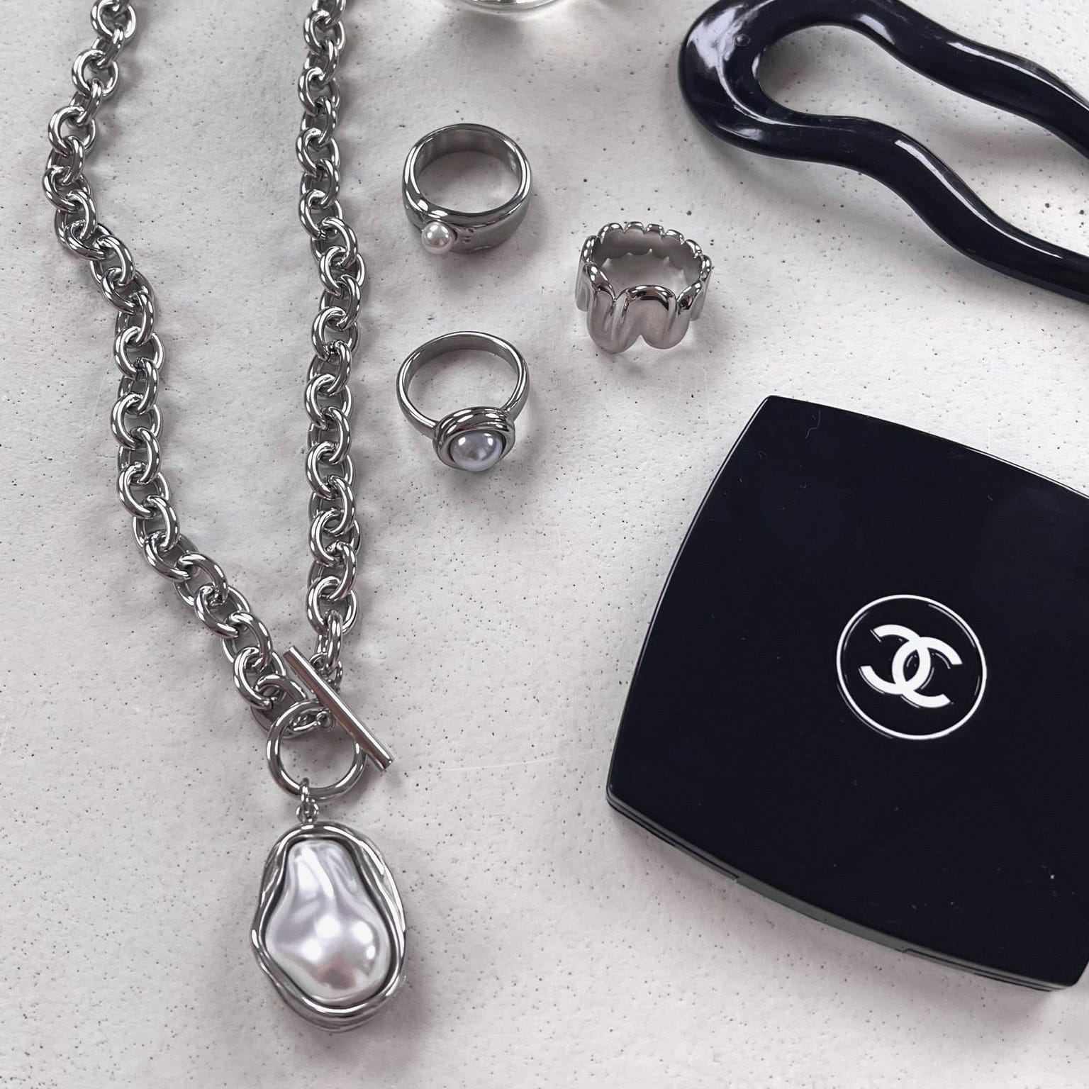 Bohomoon Stainless Steel Laurel Pearl TBar Necklace