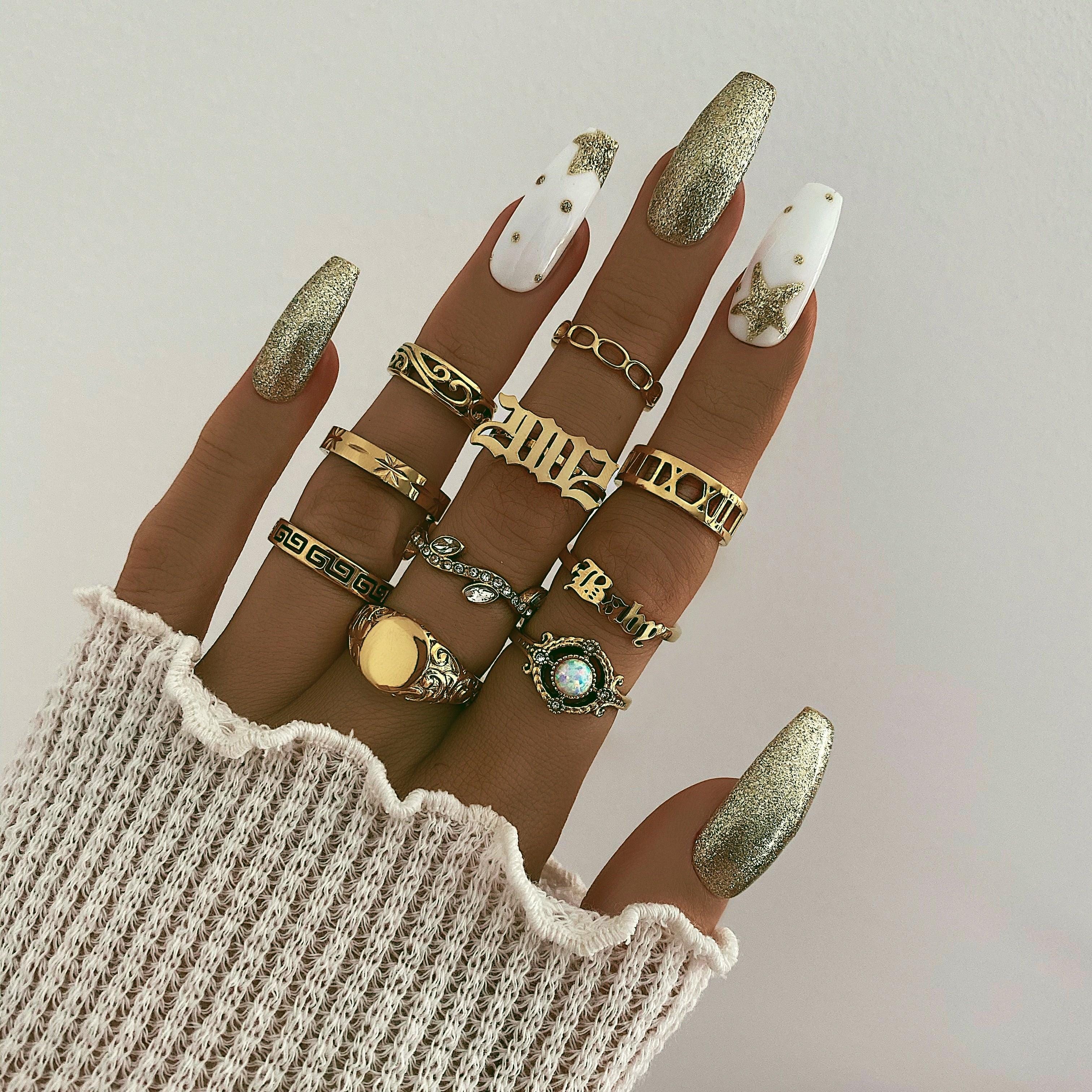 BohoMoon Stainless Steel Pennie Signet Ring
