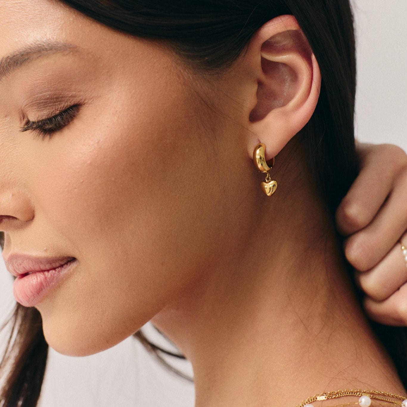 Bohomoon Stainless Steel Puffy Heart Hoop Earrings