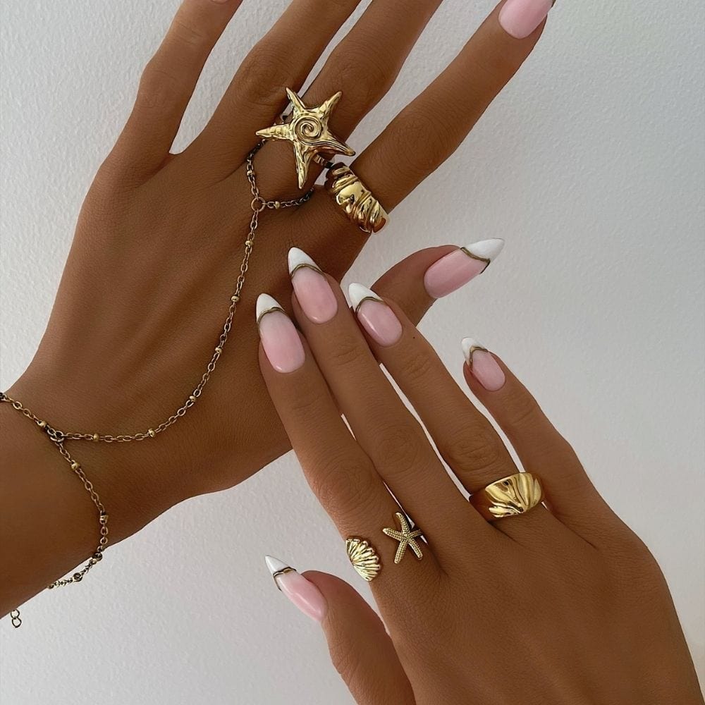 Bohomoon Stainless Steel Saint Hand Chain Bracelet