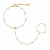 Bohomoon Stainless Steel Spencer Pearl Hand Chain Bracelet