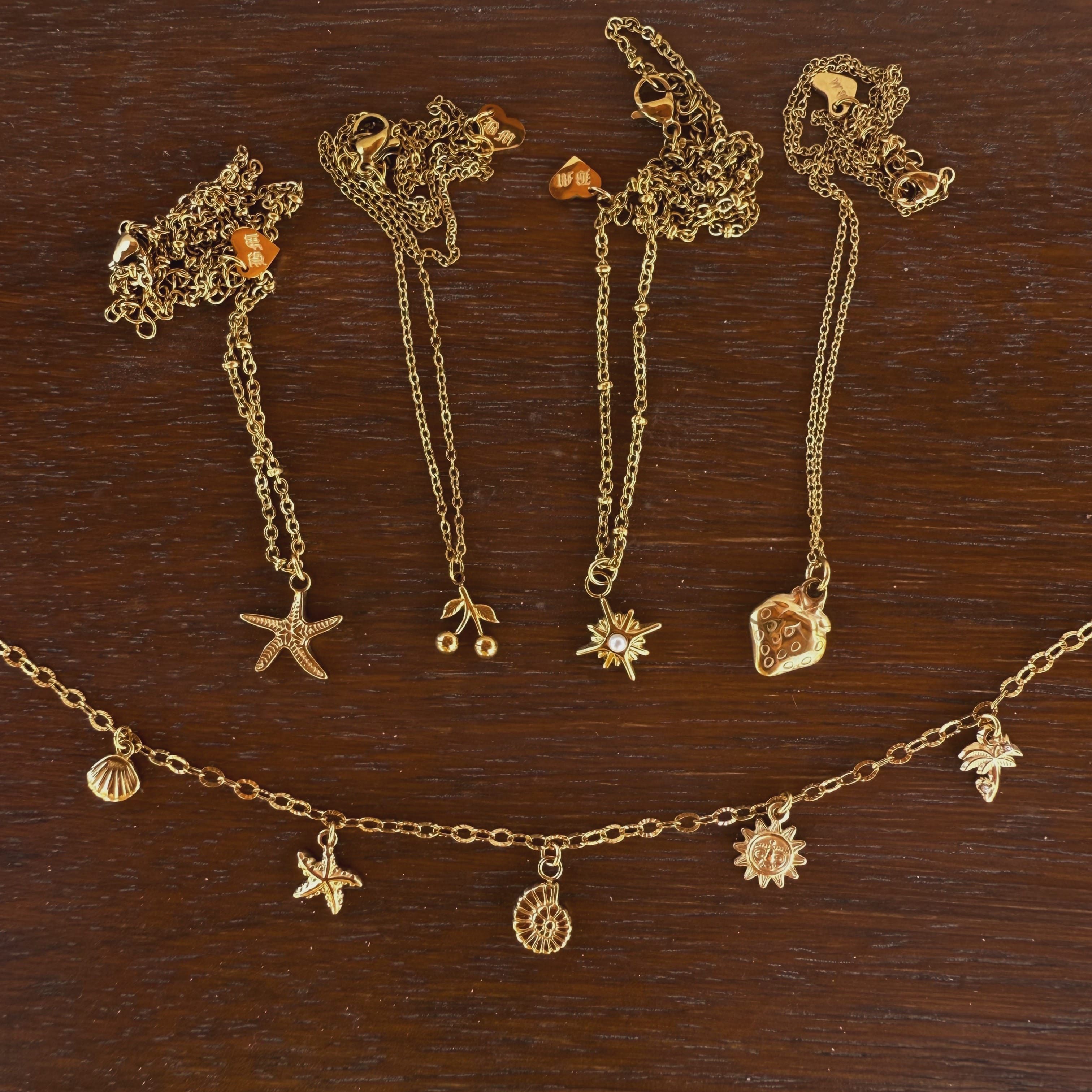 Bohomoon Stainless Steel Strawberry Necklace