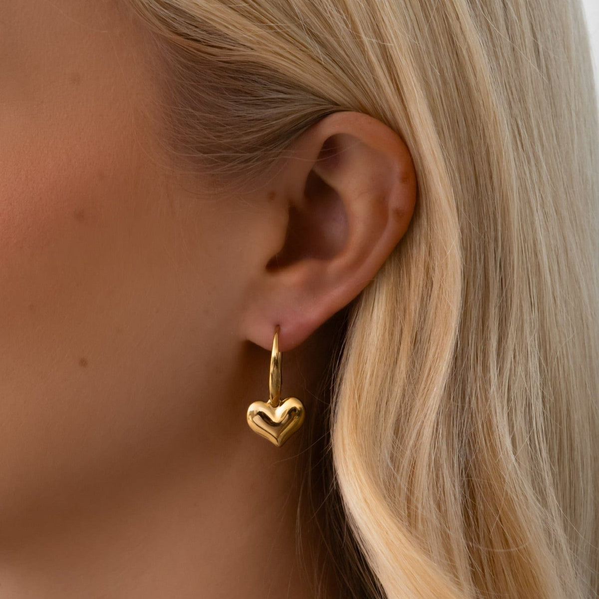 BohoMoon Stainless Steel Maria Heart Earrings Gold