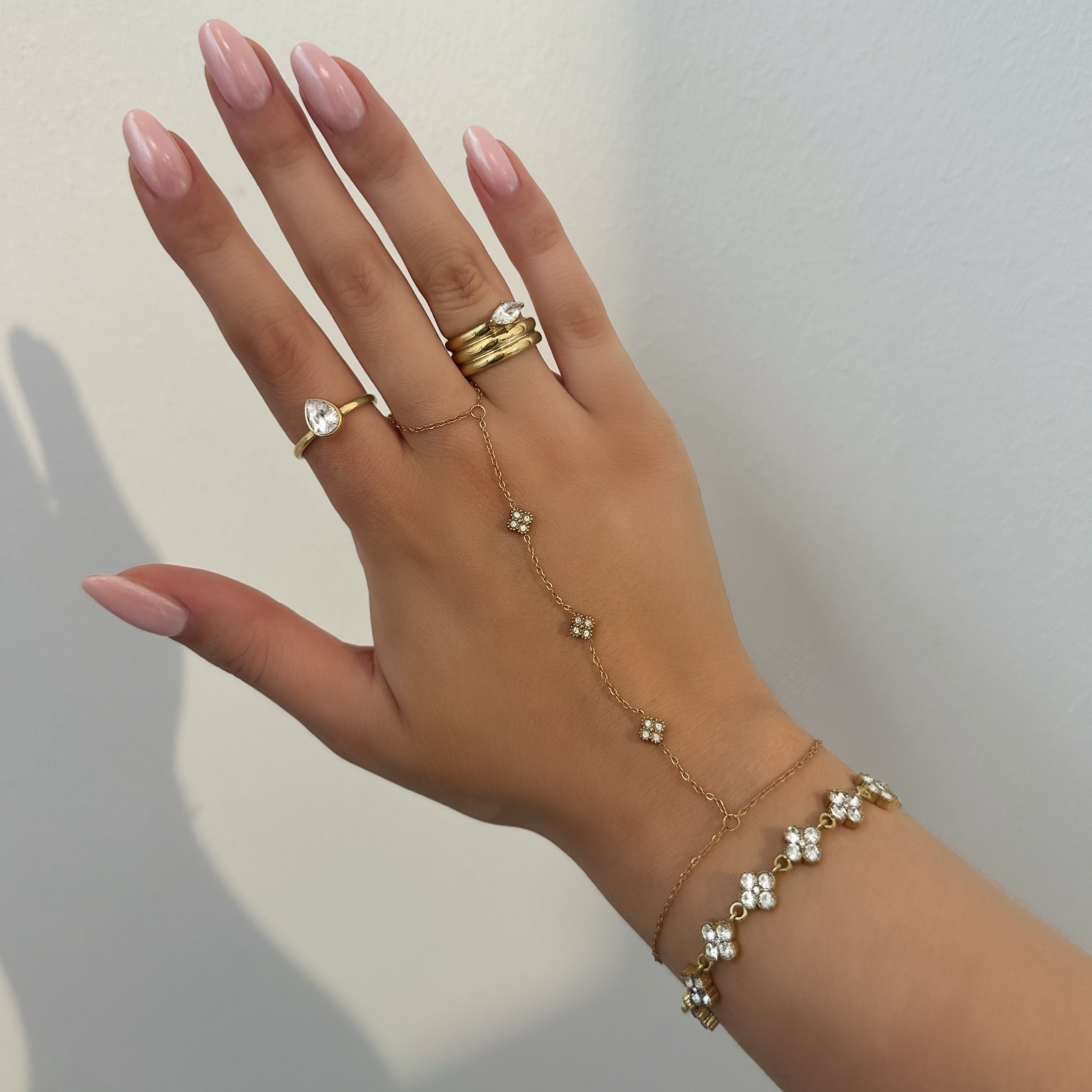 Bohomoon Stainless Steel Alexandra Hand Chain Bracelet