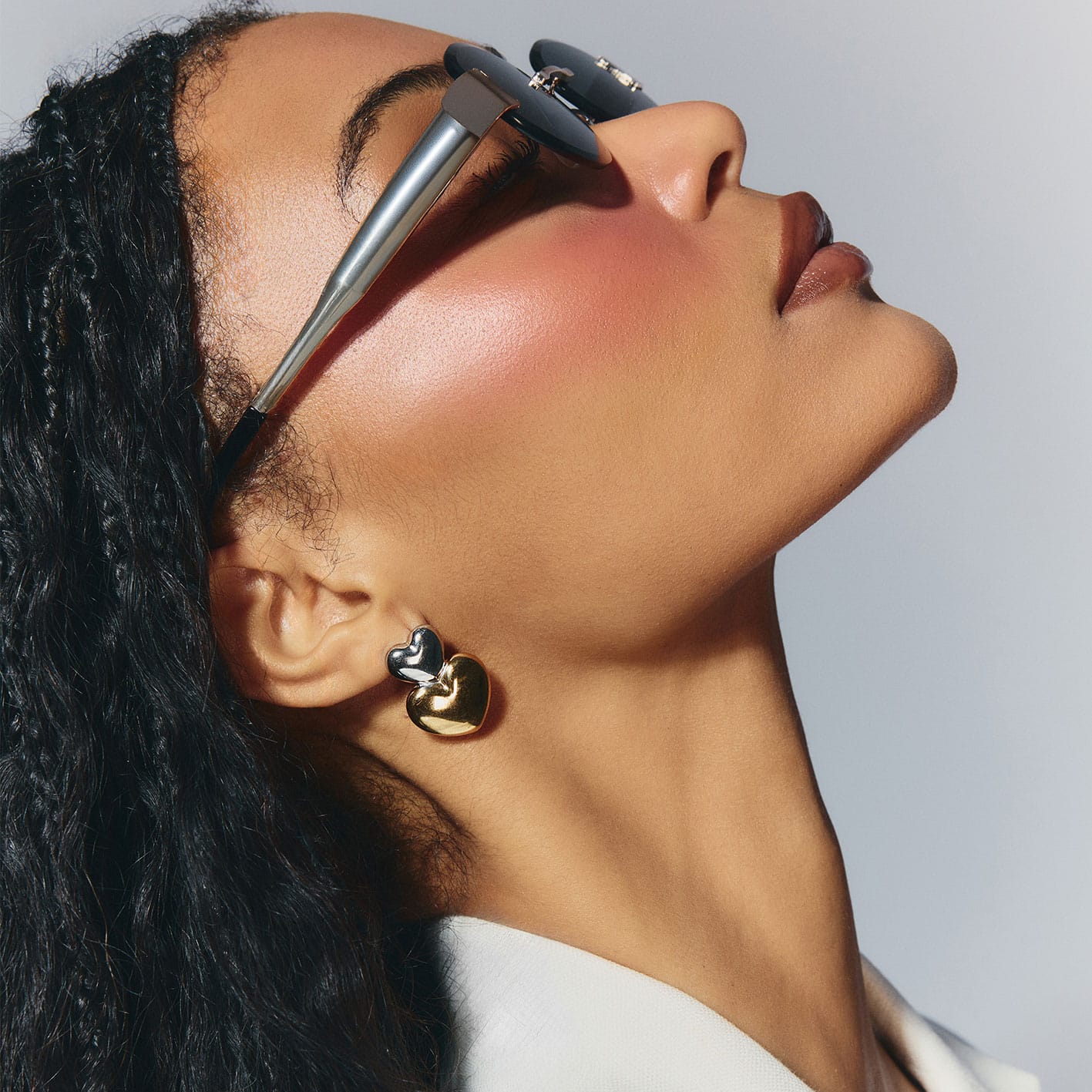 Bohomoon Stainless Steel Balance Heart Stud Earrings