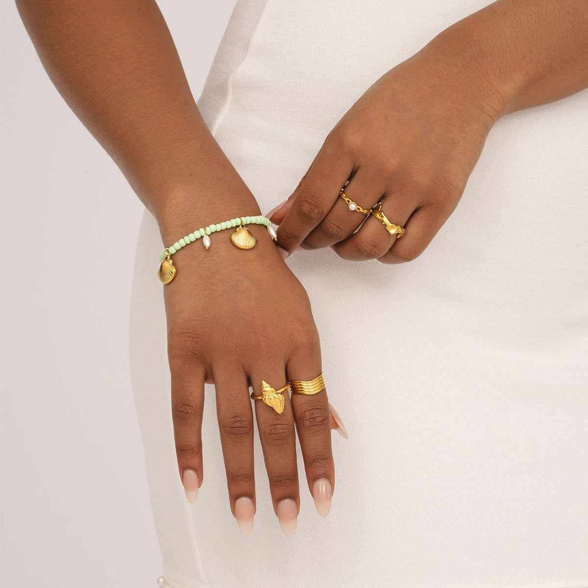 Bohomoon Stainless Steel Christie Shell Bracelet