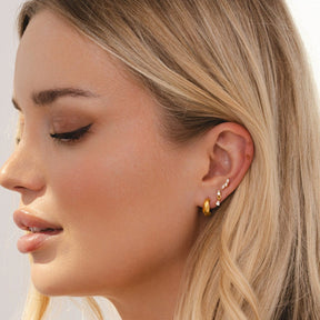 Bohomoon Stainless Steel Daisy Hoop Earrings