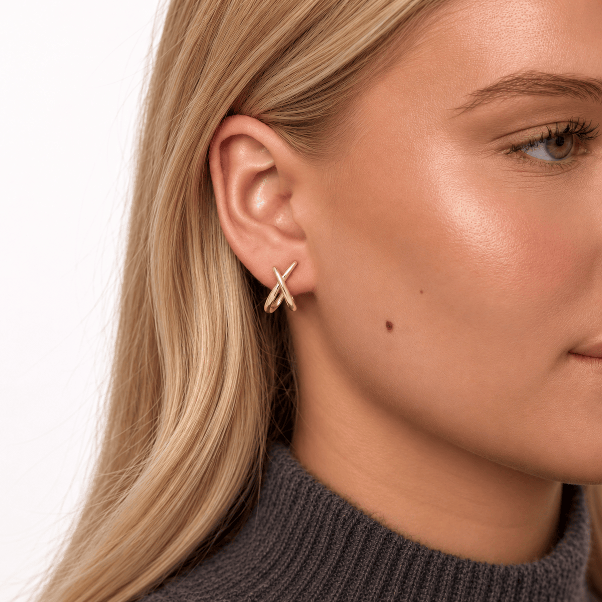 Bohomoon Stainless Steel Fusion Stud Earrings