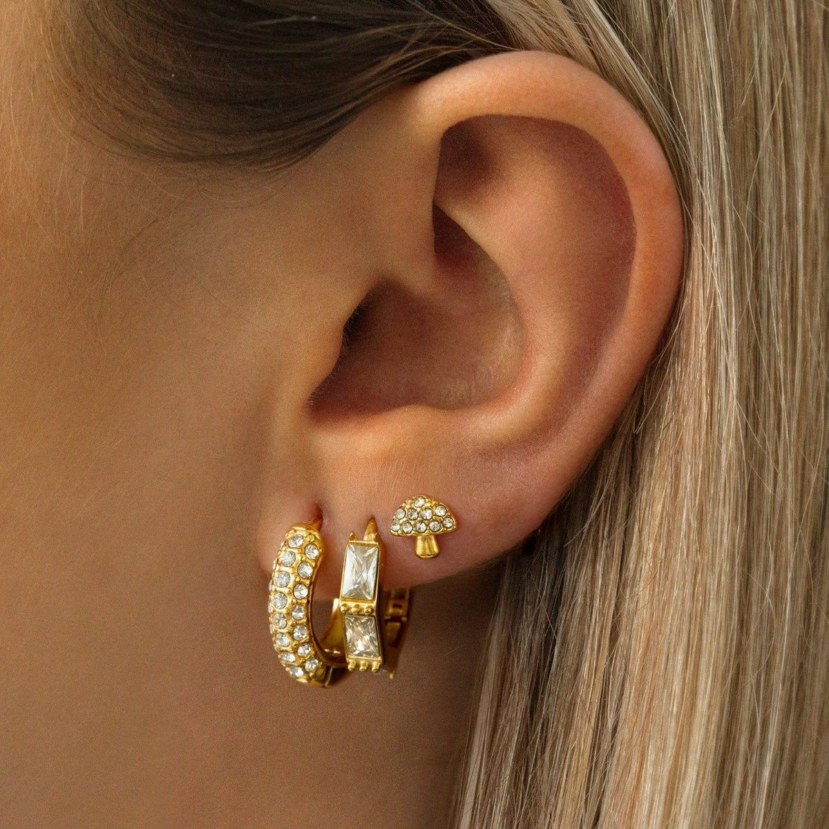 BohoMoon Stainless Steel Henrietta Hoop Earrings Gold