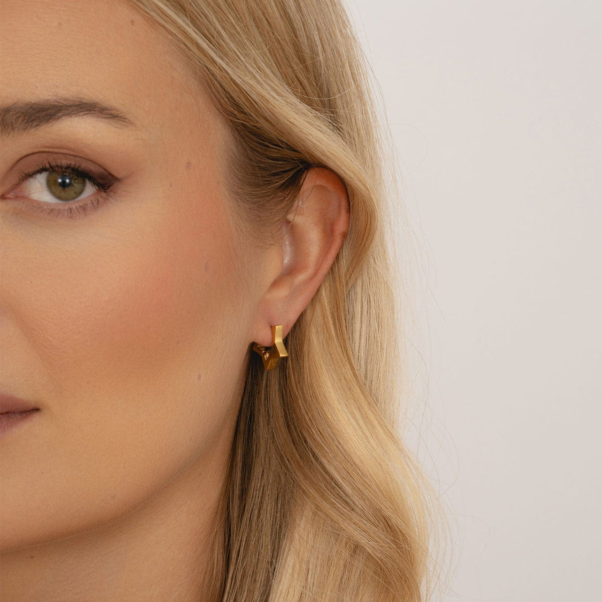 Bohomoon Stainless Steel In The Stars Hoop Earrings