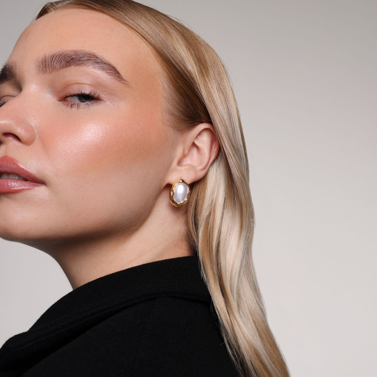 Bohomoon Stainless Steel Larissa Stud Earrings