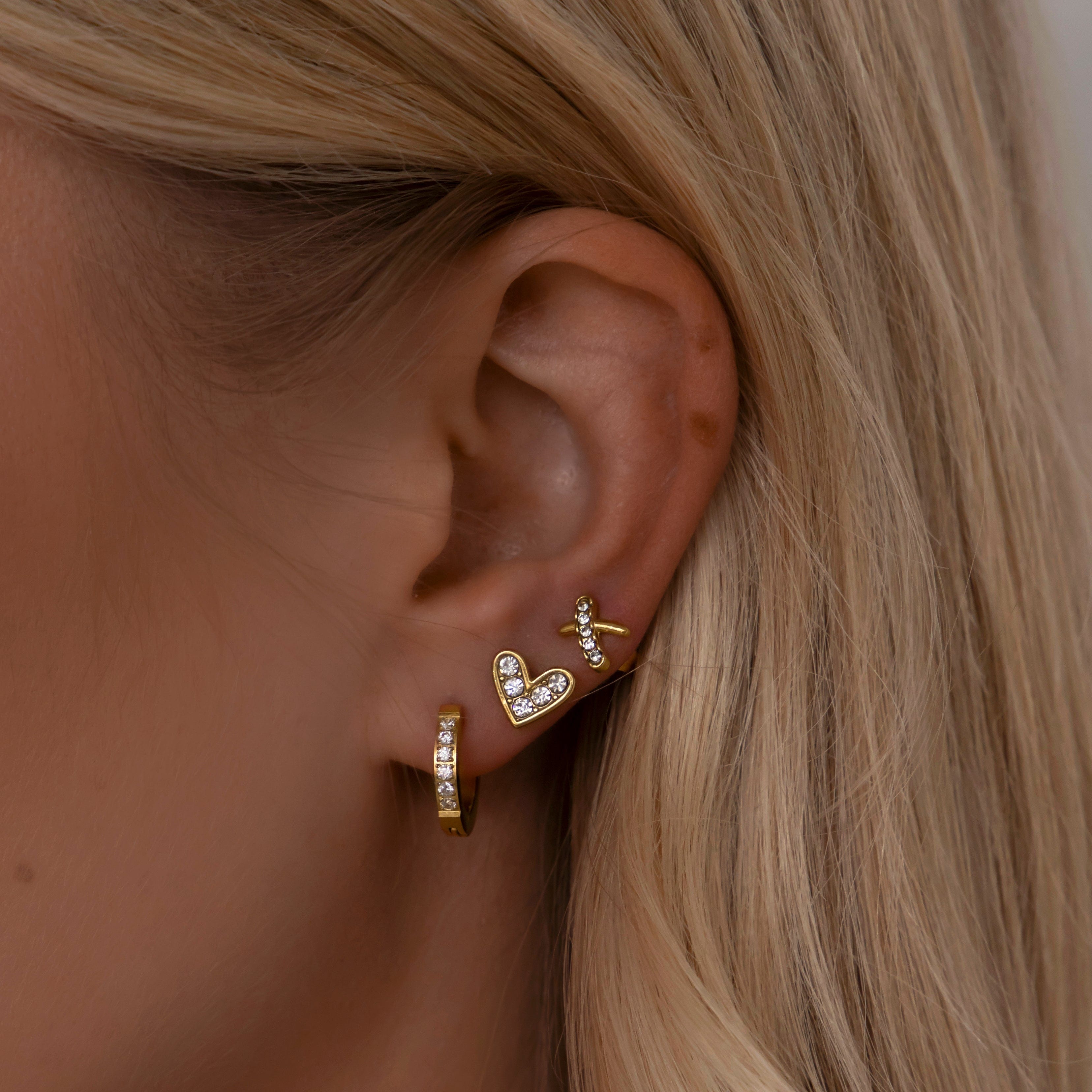 Bohomoon Stainless Steel Lexi Huggie Hoop Earrings