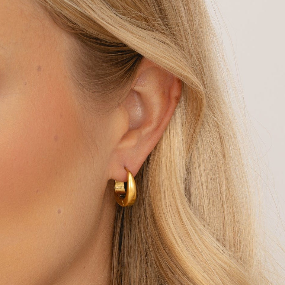 Bohomoon Stainless Steel Lynette Hoop Earrings