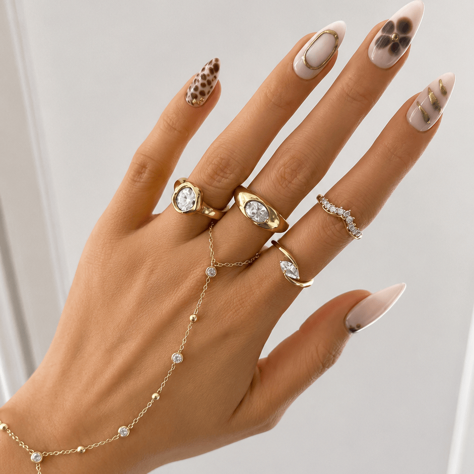 Bohomoon Stainless Steel Martha Hand Chain Bracelet