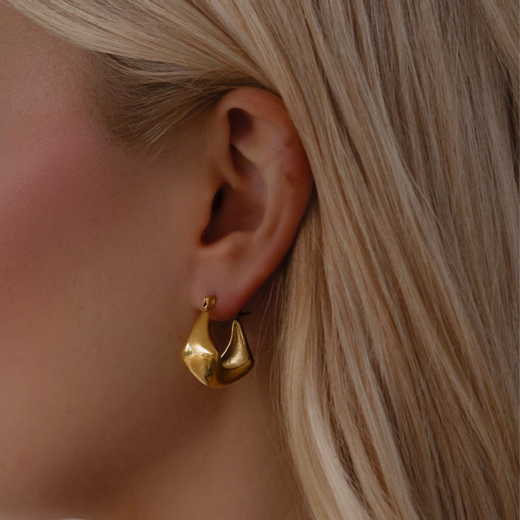 BohoMoon Stainless Steel Melissa Hoop Earrings Gold