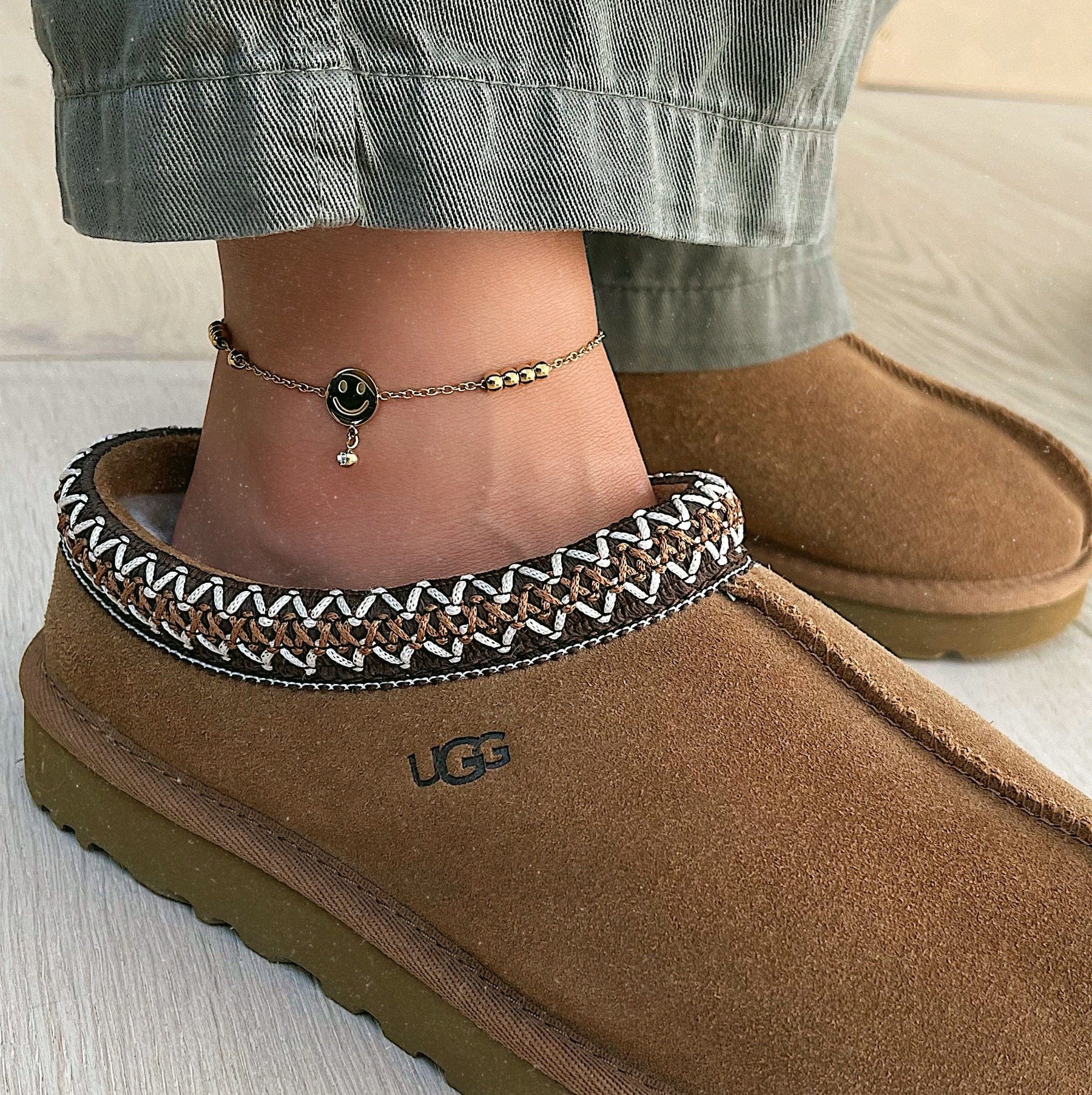 BohoMoon Stainless Steel Smiley Anklet