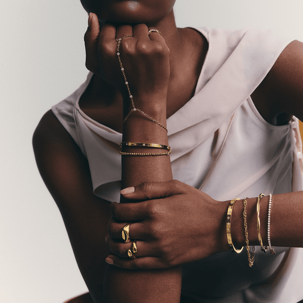 Bohomoon Stainless Steel Sammie Hand Chain Bracelet