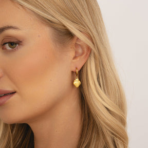 Bohomoon Stainless Steel Strawberry Hoop Earrings