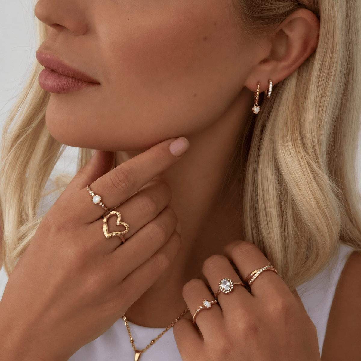 Bohomoon Stainless Steel Tilly Heart Opal Hoop Earrings