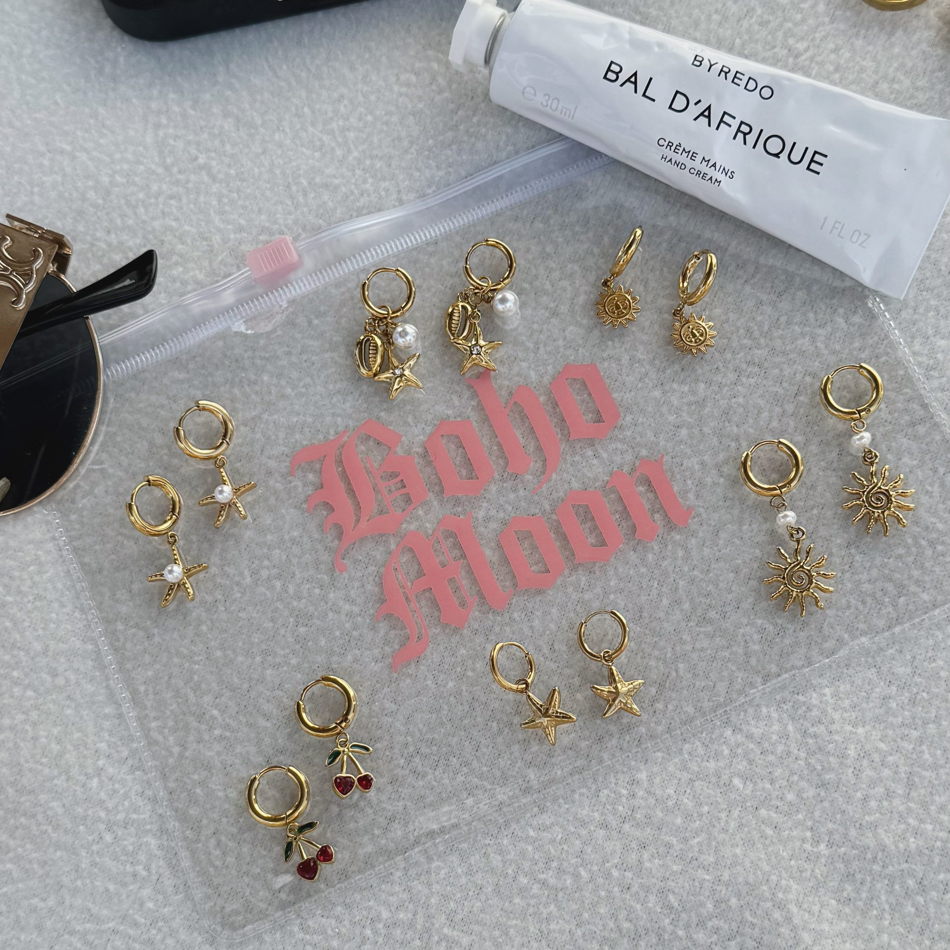 Bohomoon Stainless Steel Treasure Hoop Earrings